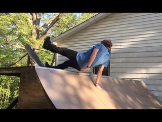 SLOW MO SKATEBOARDING FALL