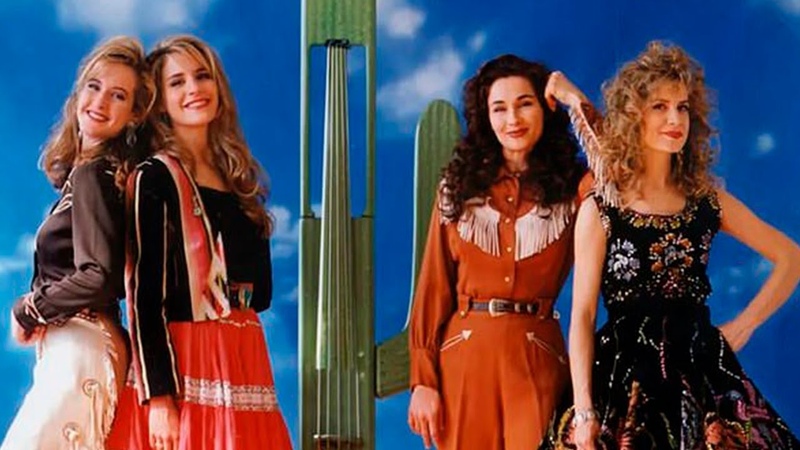 Dixie Chicks Founder Laura Lynch Tragically Killed in Texas