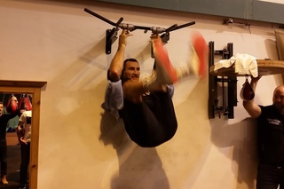 Schwergewichts-Boxer Klitschko zeigt Monster-Bauch-Training für Champions