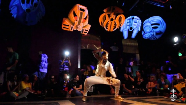 Johnii Ninja, , Vogue Performance, , 2013 Helix All Fluid Styles Battle, , Block