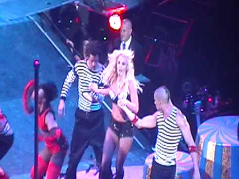 Radar (before smokey blackout) Britney