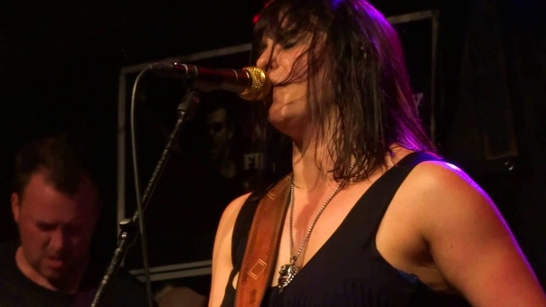 WHOLE LOTTA LOVE DANIELLE NICOLE BAND LIVE 5, 28, 16