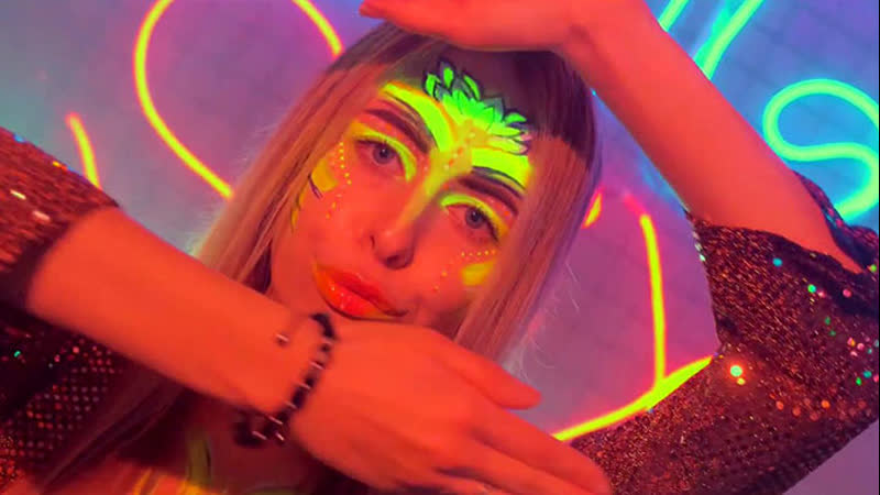 Julia Montblanc Ультрафиолет (Премьера клипа