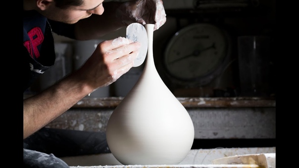 Throwing a Tall Long Necked Vase Matt Horne