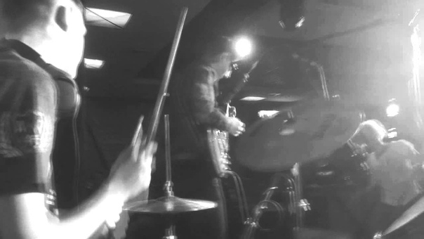 7 a. m. Ugly Business (live in Public