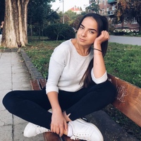 Валюша Кленовська