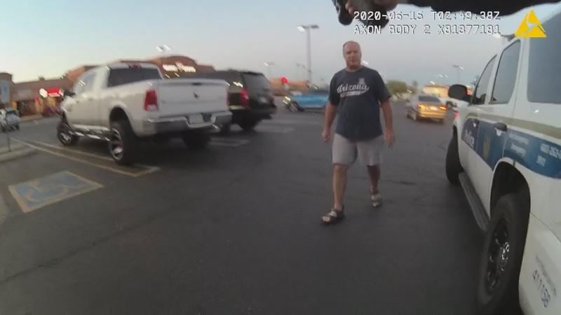 RAW VIDEO: Body camera video shows officer shooting man with knife in Phoenix ( WARNING: