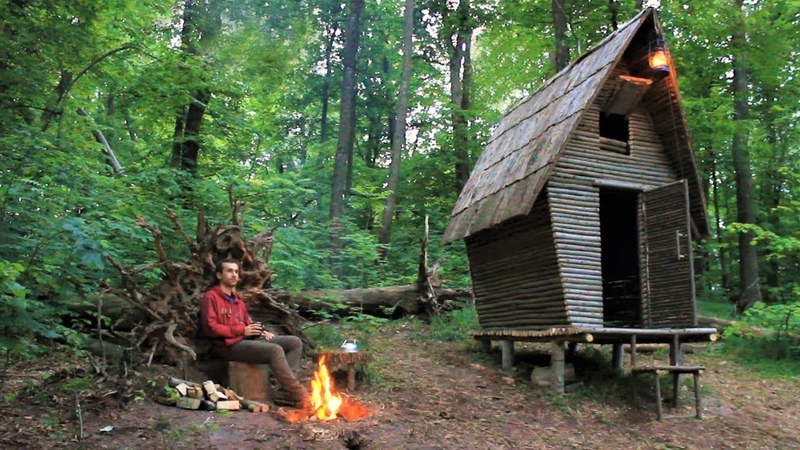 Bushcraft Сabin in the Woods from Start to Finish. Roasting Сhicken, Hawthorn Blossom