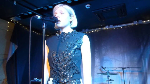AURORA Life On Mars ( David Bowie Cover, Live Miranda, Ace